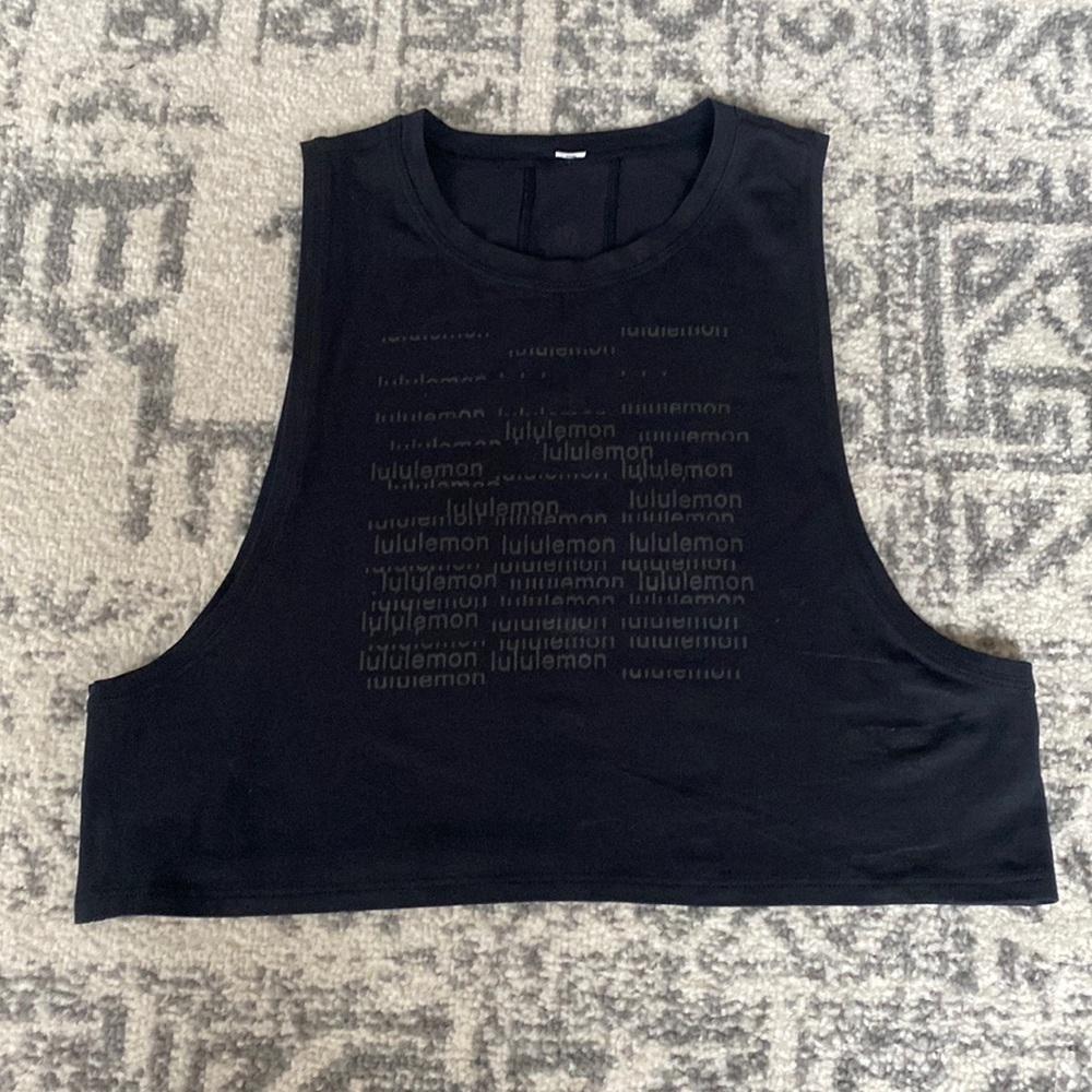 size 4 lulu crop
